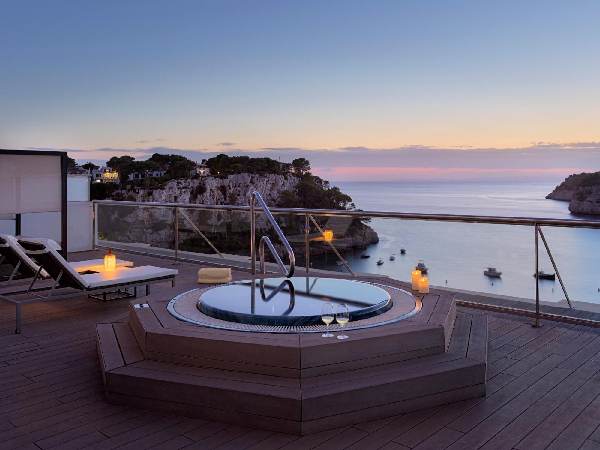 Melia Cala Galdana Hotel Cala Galdana  Kültér fotó The Spa at The Westin Palace, Madrid