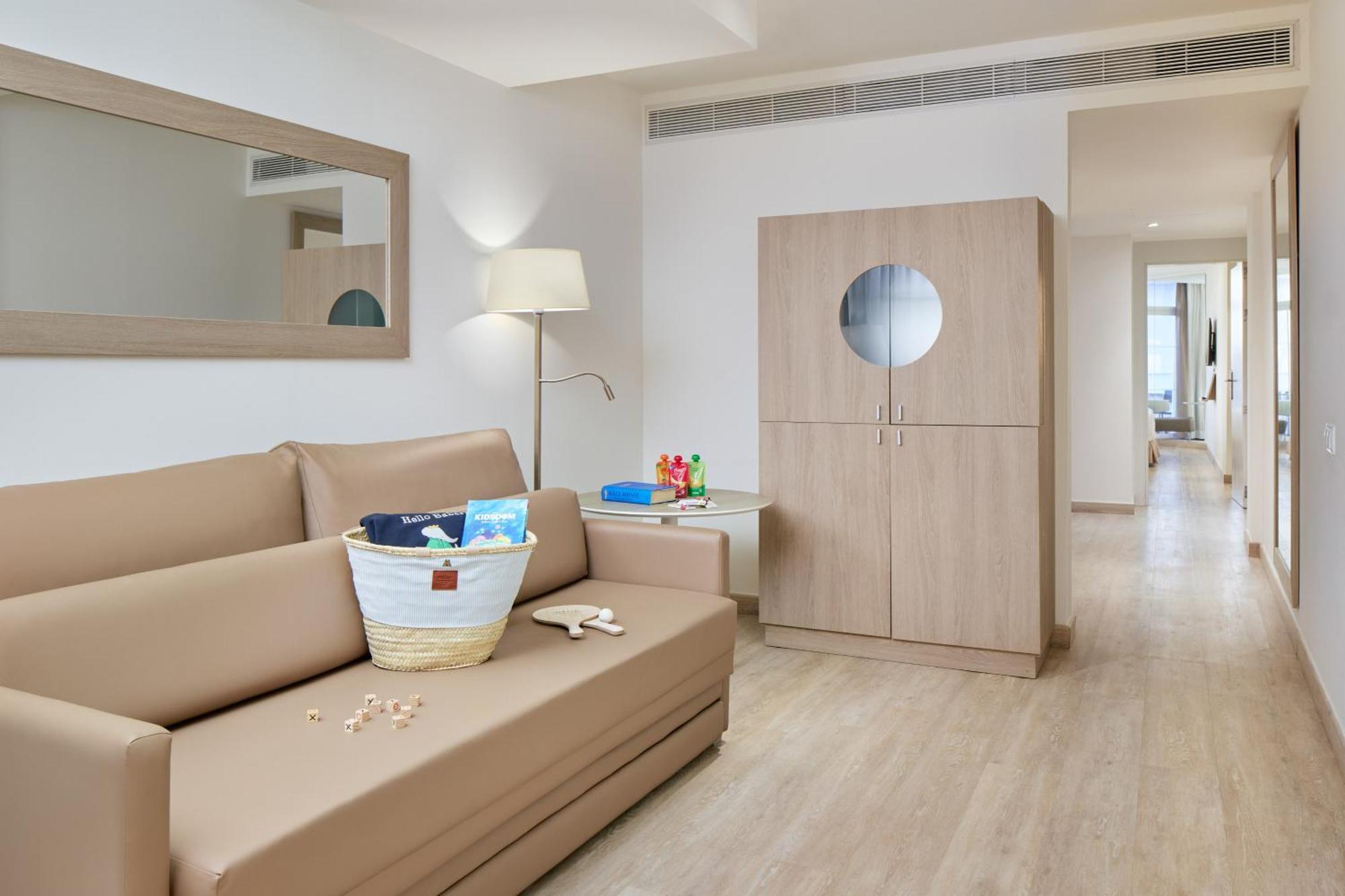 Melia Cala Galdana Hotel Cala Galdana  Kültér fotó Family room